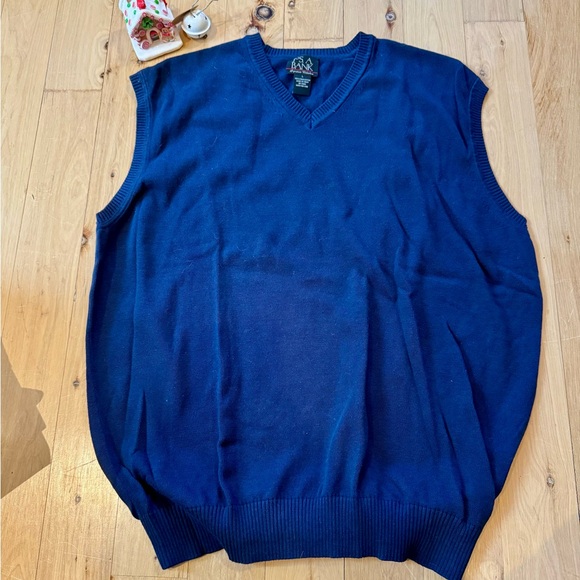 🟦JoS. A. Bank 🟦 navy blue men’s sweater vest🟦 size large 🟦 - Picture 5 of 10